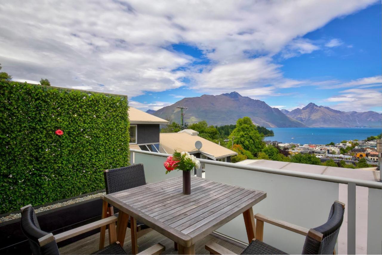 Queenstown House Bed & Breakfast And Apartments Exterior foto